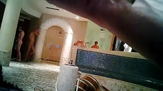 Une brune séduisante d'âge moyen ne pouvait pas apprécier le sexe avec son mari, alors quand le vulgaire beau-fils a commencé à la harceler, elle ne pouvait pas se retenir. La belle-mère chaude a permis au garçon insolent de couper le j Bientôt, la vulgaire se se Une nympho vulgaire aux seins en silicone a sucé avec plaisir un mec excité, après quoi elle a baisé chaud dans la chatte et a permis de jouir sur sa femme mature a poil poitrine.