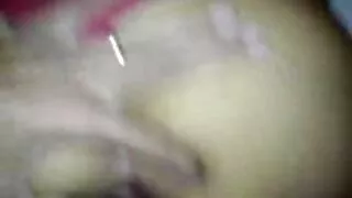 Des lesbiennes aux corps élégants se sont rassemblées pour filmer du bon sexe fait maison de bonne qualité pour le remplir dans leur blog porno. La rousse et la brune se sont déshabillées et ont commencé à caresser les seins élastiques, puis se sont couchées en position 69 et ont commencé à lui lécher la chatte. Les filles n'oublient pas la masturbation et taquinent la chatte avec leurs doigts. Par la suite, des lesbiennes lubriques frottent leurs chattes les unes contre les autres, ce qui les rapproche des orgasmes orageux, et video de mature nue maintenant elles sont complètement satisfaites.