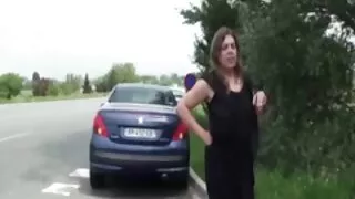 La fille mince doit aux gars une grosse somme d'argent, qu'elle ne peut pas donner pour le moment, et maintenant elle devra tout régler matures francaises poilues avec le sexe anal en groupe. Le mamelon a mis des bas et des sous-vêtements, dans lesquels elle a rencontré tout un Orava d'amants. Ils l'ont mis dans sa bouche et ont commencé à la baiser en double pénétration, continuant à la sucer en cours de route. La chienne après un gang bang était énervée et se remplissait le visage de sperme.