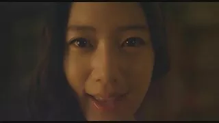 Le gars entreprenant prévoyait dès le début d'élever une fille si, par conséquent, le libertin saupoudrait le lit de pétales de rose avant que la fille ne se réveille et traîne des bonbons dans le lit. Pour obtenir immédiatement ce qu'elle voulait, le poivre lubrique a commencé à réveiller la séduisante maîtresse avec un cunnilingus et l'a fait gémir doucement de plaisir. La femme maigre sensuelle ne pouvait plus attendre et a commencé à la hâte à baiser dans une chatte juteuse avec un partenaire lubrique, profitant d'orgasmes puissants. Après cela, la charmante cabane a rapidement commencé à amener le les grosses matures petit ami à l'éjaculation avec une pipe.