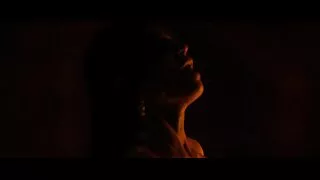 La rousse Ginger Gre iniziato a commencé à remarquer que video porno homme mature le sexe anal avant de se coucher l'aide à dormir, alors maintenant elle le fait tous les jours avec son petit ami. Il la traite avec une grosse bite et, après lui avoir pris une magnifique succion, l'insère dans son cul et la fesse sur le lit. Une fille aux seins élastiques est passionnément engagée dans la baise dans le trou du cul et ne veut pas que ça s'arrête. Mais bientôt, le gars ne peut plus se tenir debout et jouit sur son visage et sa bouche.